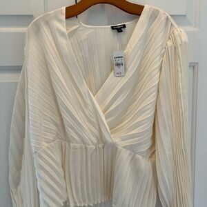 NWT Express XL Off-White Blouse